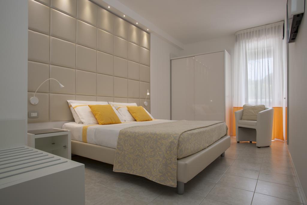 Residence Serenissima Bibione Eksteriør billede